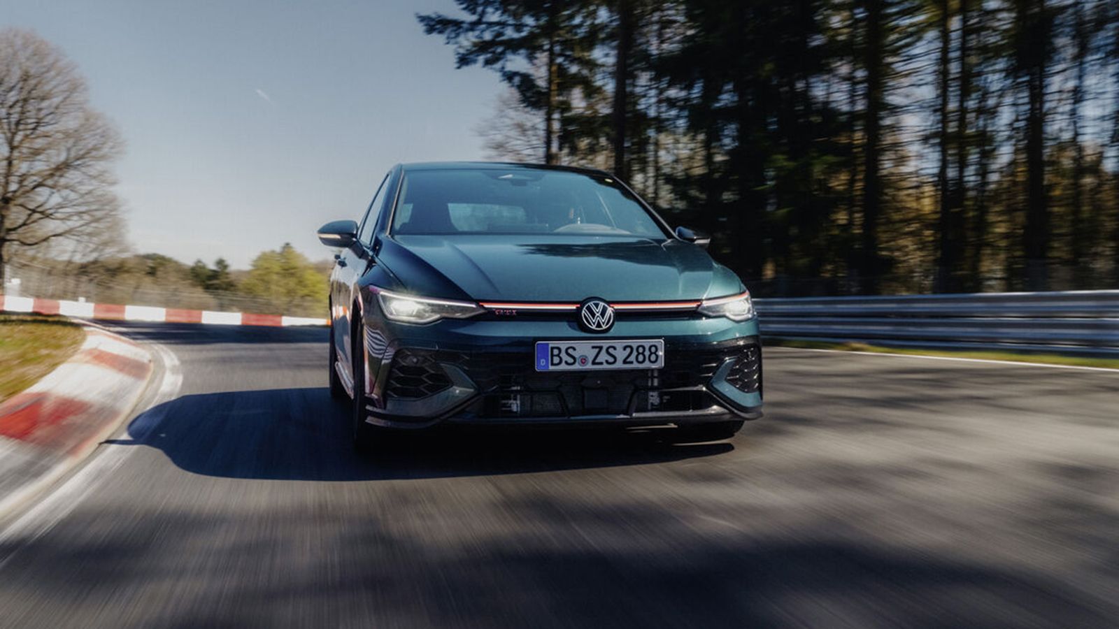 Ρεκόρ στο Ring για το Volkswagen Golf GTI Edition 50!